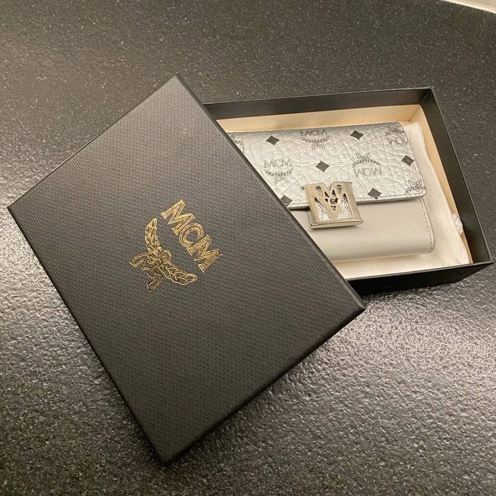 MCM Monogram Trifold Wallet - Picture 3 of 5